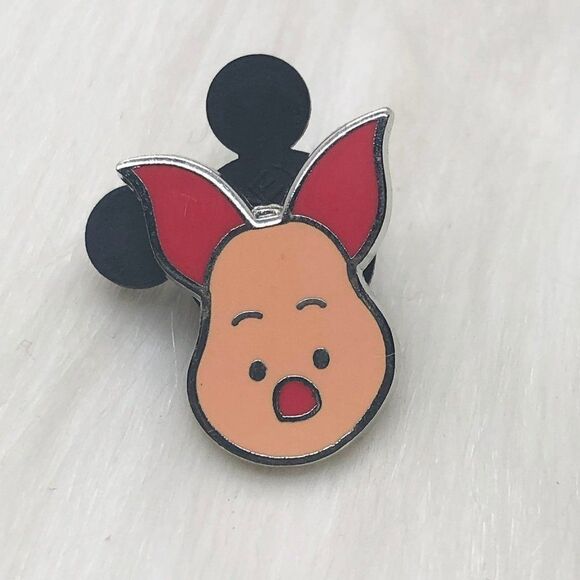 🔮 5/$25 Disney Winnie The Pooh‎ Piglet Pin - Picture 1 of 3